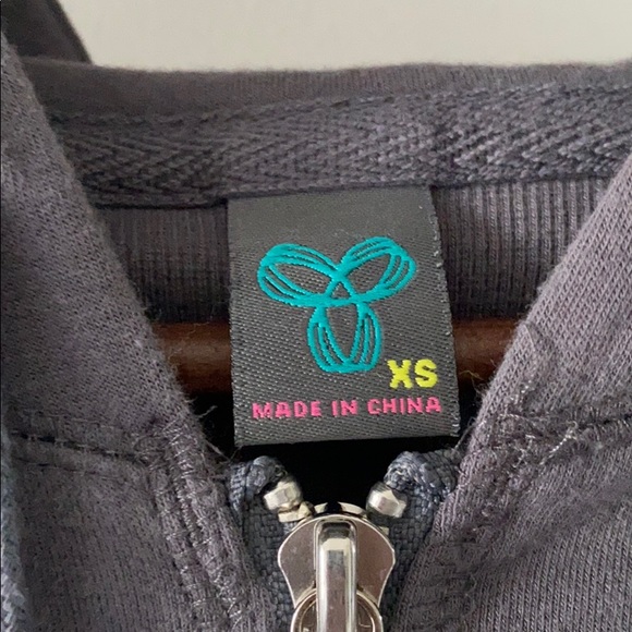 2/$30 TNA Zipper Vest - Picture 4 of 6